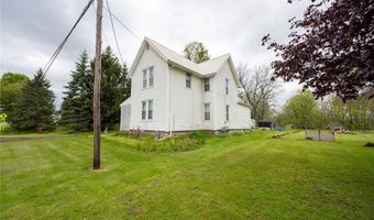 6748 Cedar St, Akron, NY 14001