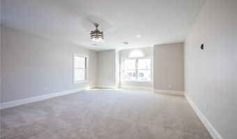 7 Dennell Dr, Lincoln, RI 02865
