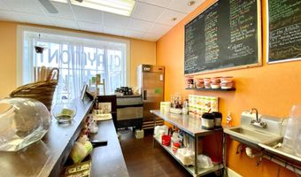 8 COMMONWEALTH Ave, Claymont, DE 19703