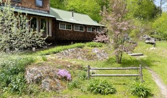 442 Brookline Rd, Athens, VT 05345