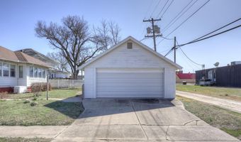 905 East Ave, Baxter Springs, KS 66713