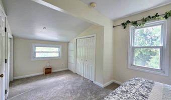 398 N Chillicothe Rd, Aurora, OH 44202