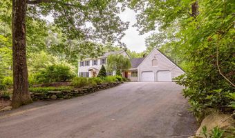 146 Old Sandown Rd, Chester, NH 03036