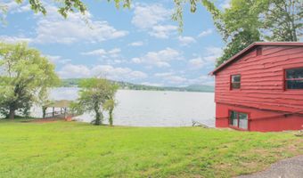 279 Candlewood Lake Rd, Brookfield, CT 06804