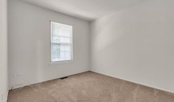 108 Dundee Ct, Aberdeen, NJ 07747