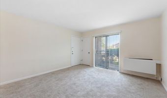 2221 W Nichols Rd A, Arlington Heights, IL 60004
