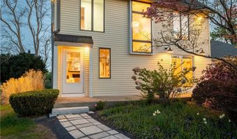 1705 Wampanoag Trl, Barrington, RI 02806