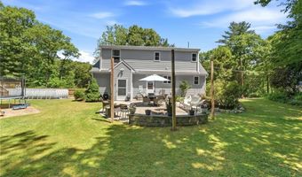 252 Wolf Rock Rd, Exeter, RI 02822
