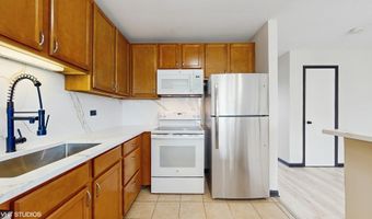4220 Bonhill Dr 3E, Arlington Heights, IL 60004