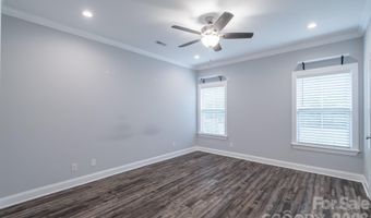 939 Old Stagecoach Rd, Camden, SC 29020