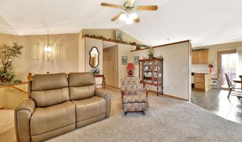 710 Lakewood Ct, Augusta, KS 67010