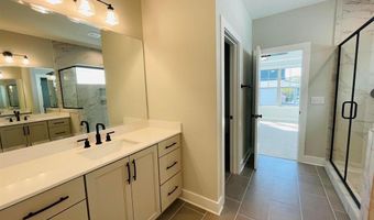 200 E Moore St B, Apex, NC 27502