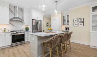 70 Tourjee Ln, North Kingstown, RI 02852