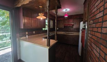 1006 Rainbow Dr, Albany, KY 42602