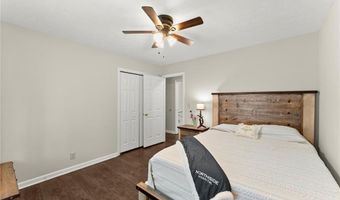 3932 Marguerite Dr NW, Acworth, GA 30101