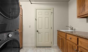 903 SW Edinburgh Ave, Bentonville, AR 72713