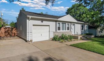 8531 General Grant Ln, Affton, MO 63123