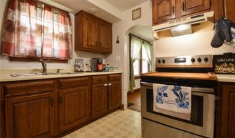 208 Wisconsin Ave, Alton, IL 62002