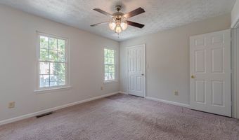 6614 Meadow Grn, Peachtree Corners, GA 30092