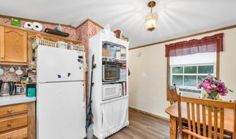 49 Leavitt Rd, Belmont, NH 03220