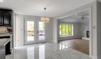 10 San Mateo Ct, Amherst, NY 14051