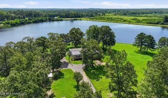 423 Robinhood Trl, Brandon, MS 39042