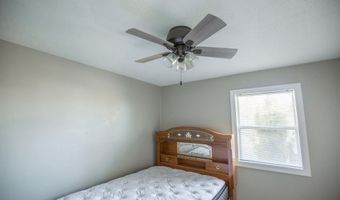 2317 E Spruce St, Algona, IA 50511