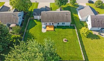 W5862 GERANIUM Drive, Appleton, WI 54915