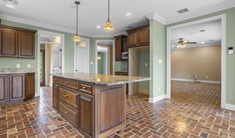 10051 Cain Rd, Bay St. Louis, MS 39520