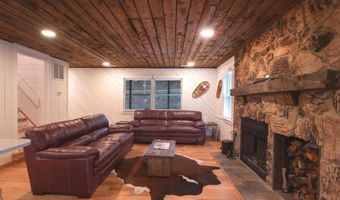 206 DALE, Basye, VA 22810