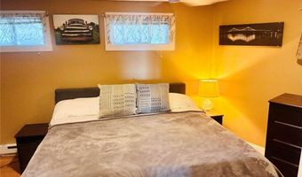 213 Seaside Dr, Jamestown, RI 02835