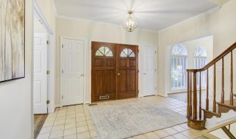 6212 MASSACHUSETTS Ave, Bethesda, MD 20816