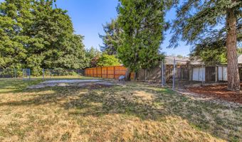 16305 SE STERLING Cir, Milwaukie, OR 97267