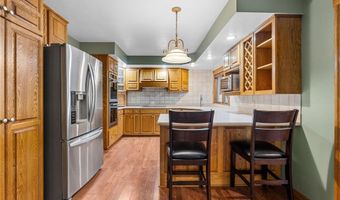 1218 4th Ave SE, Austin, MN 55912