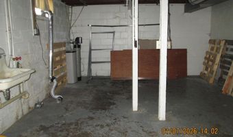 306 W 8th St, Atlantic, IA 50022