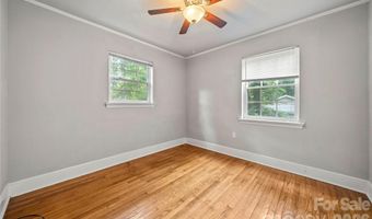 5027 Erickson Rd, Charlotte, NC 28205