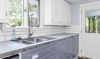 112 Edgewood Blvd, Cranston, RI 02905