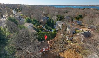 95 Capstan St, Jamestown, RI 02835