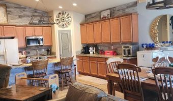 135 Cambridge Dr, Dayton, NV 89403
