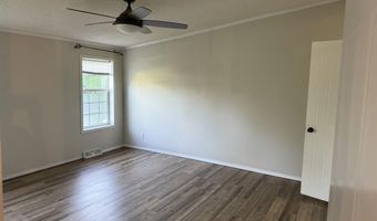 1718 N HWY 43 Hwy, Bloomfield, IN 47424