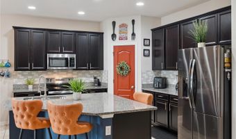 637 BAY BRIDGE Cir, Apopka, FL 32703
