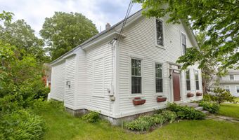 26 Park St, Charlestown, NH 03603