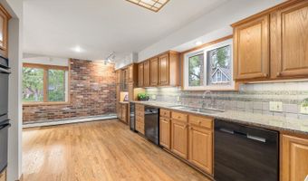 318 W 2ND Ave, Cheyenne, WY 82001