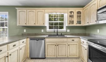 519 Mockingbird Ln, Albertville, AL 35950