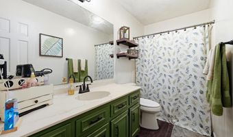 27 Hickory Dr, Barboursville, WV 25504