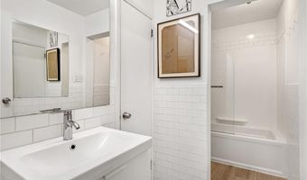 152 Hamilton Ave, Jamestown, RI 02835