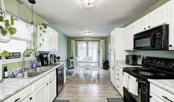 1362 Bluff View Ct, Indianapolis, IN 46217