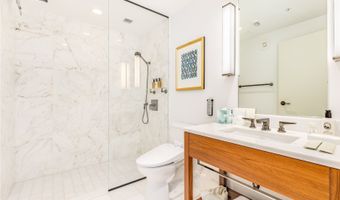 383 Kalaimoku St 3503, Honolulu, HI 96815