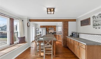 915 N 9th St, Atchison, KS 66002