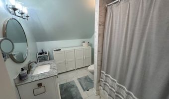 22 May St, Auxier, KY 41602